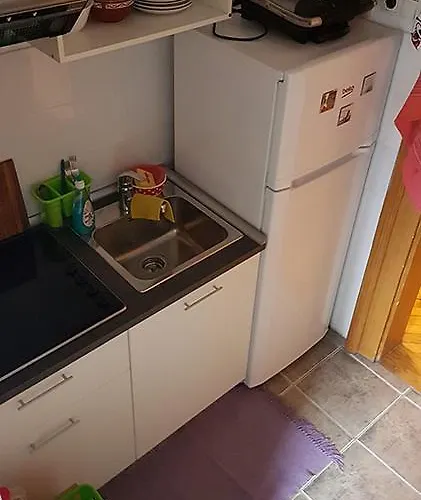 בית הארחה Central